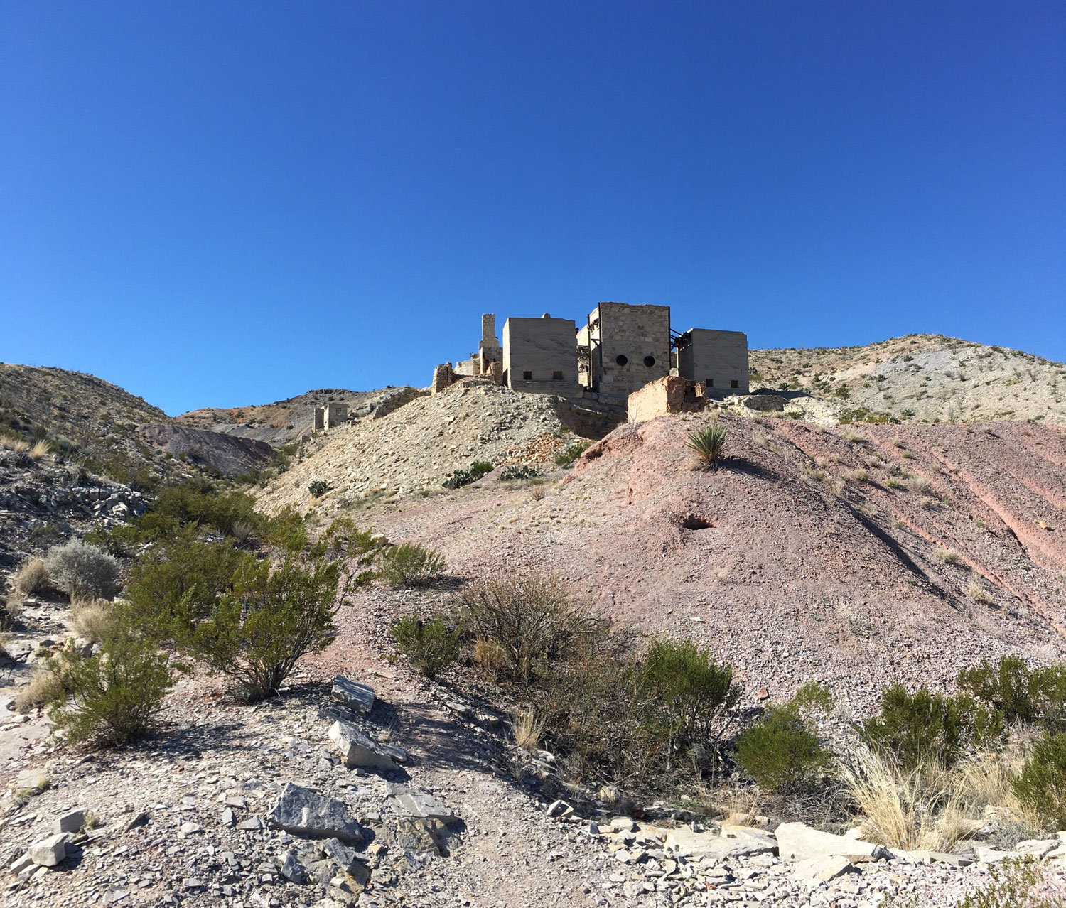 Ruins high above a slag heap at the Mariscal Mine in Big Bend National Park